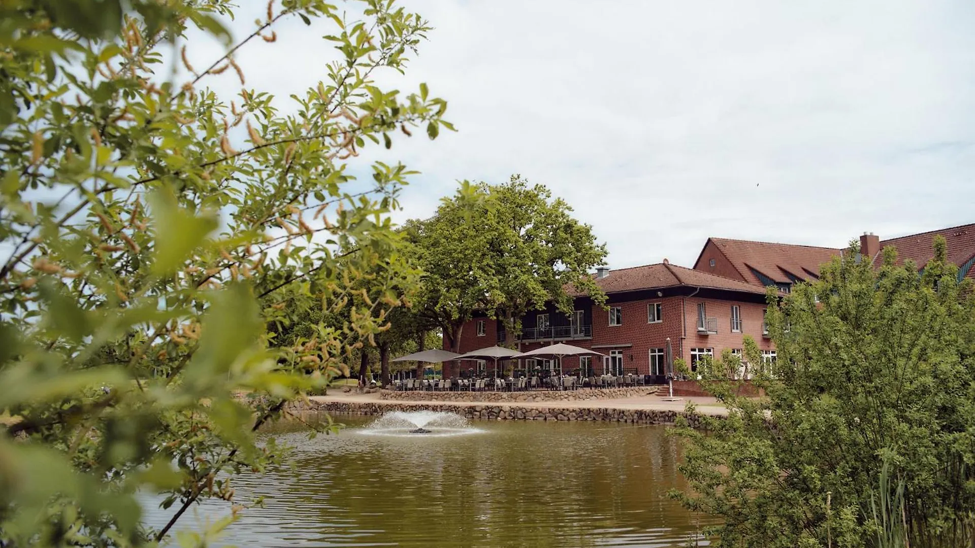 Steigenberger Hotel Treudelberg המבורג